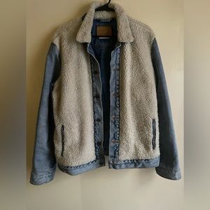 Levi’s Sherpa Trucker Jacket